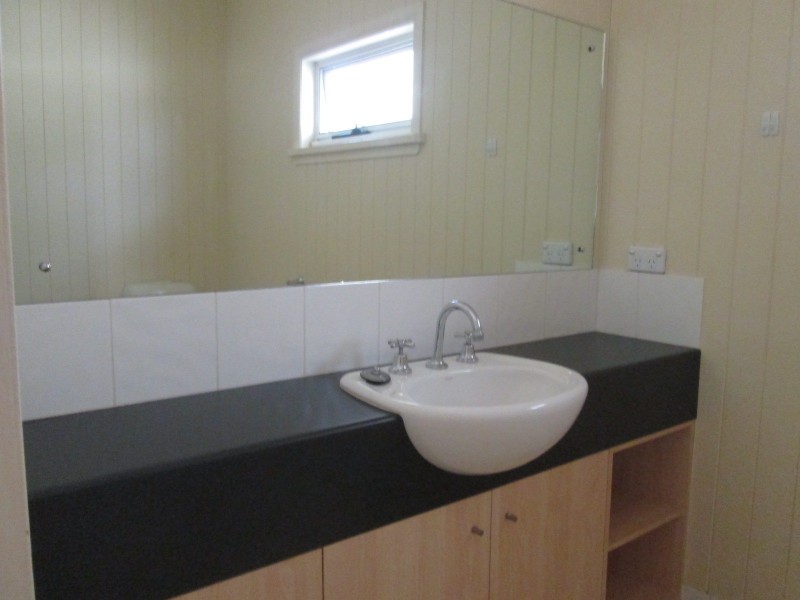 23 Helles Street, Moorooka QLD 4105