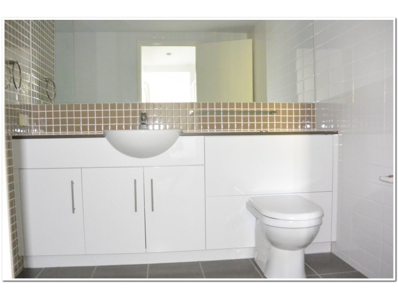 2014/1 Ocean Street, Burleigh Heads QLD 4220