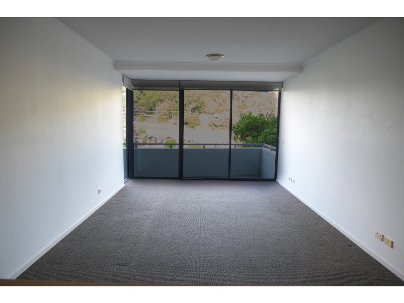 2014/1 Ocean Street, Burleigh Heads QLD 4220