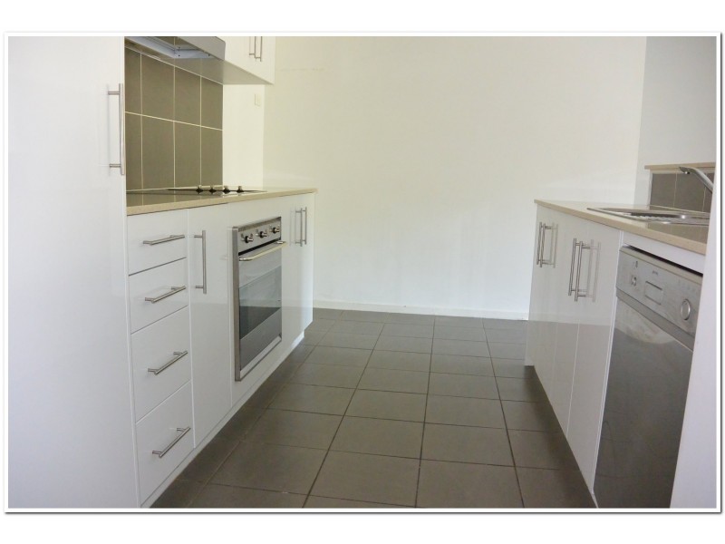 2014/1 Ocean Street, Burleigh Heads QLD 4220