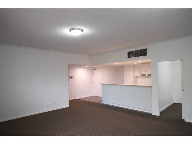 2001/1 Ocean Street, Burleigh Heads QLD 4220