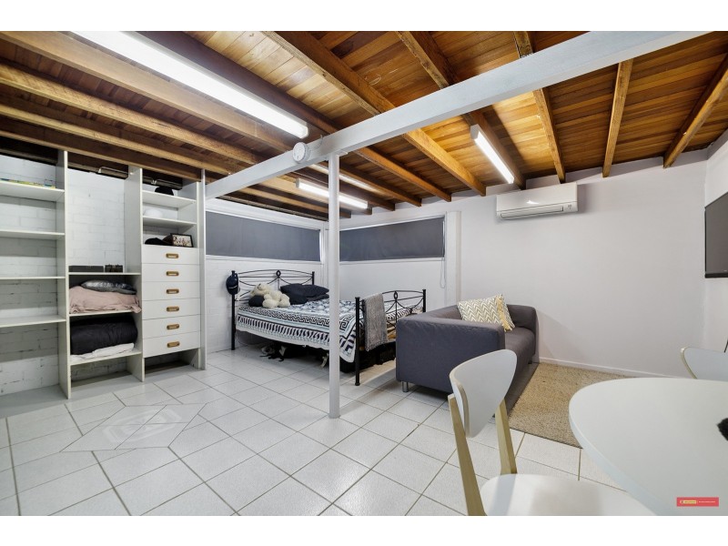 2/69 Garie Street, Wishart QLD 4122