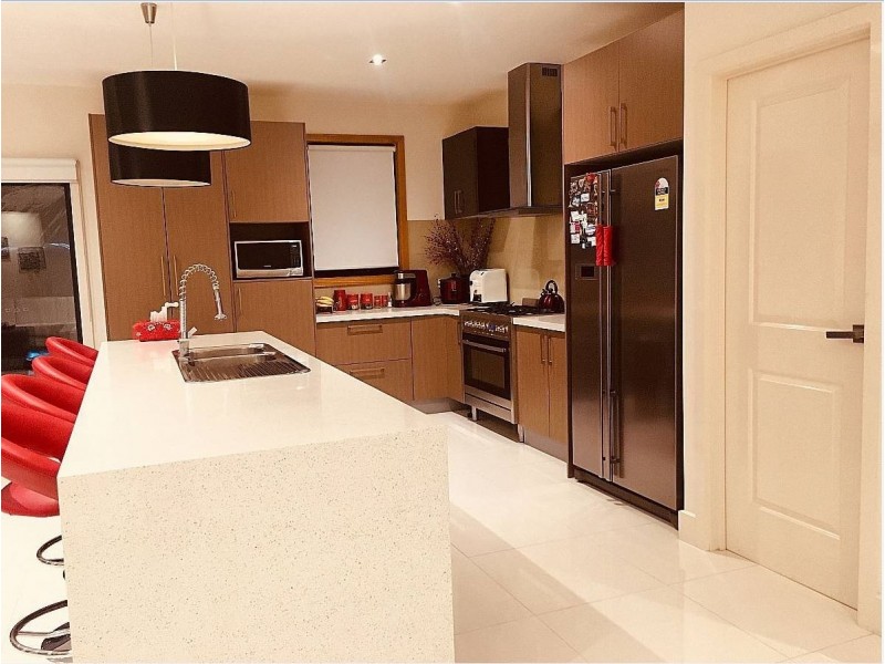 18 Georgetown Way, Officer VIC 3809