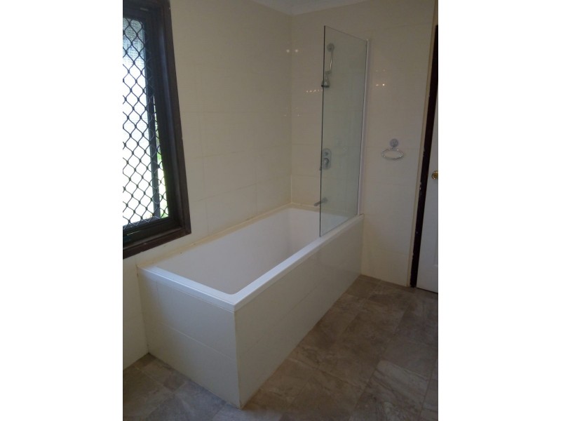 24 Hilda Road, Waikiki WA 6169