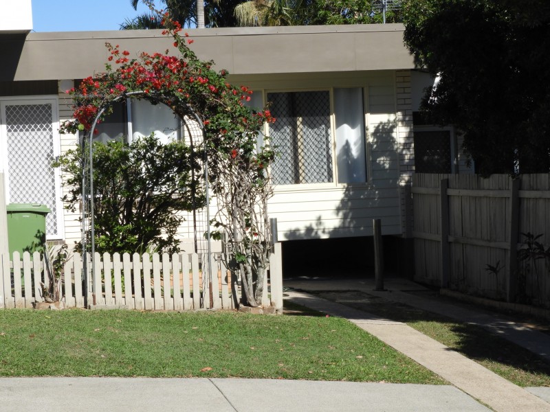 2/68 Oogar Street, Alexandra Headland QLD 4572