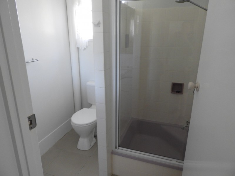 2/68 Oogar Street, Alexandra Headland QLD 4572