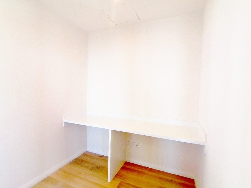 D801/10 Village Place, Kirrawee NSW 2232