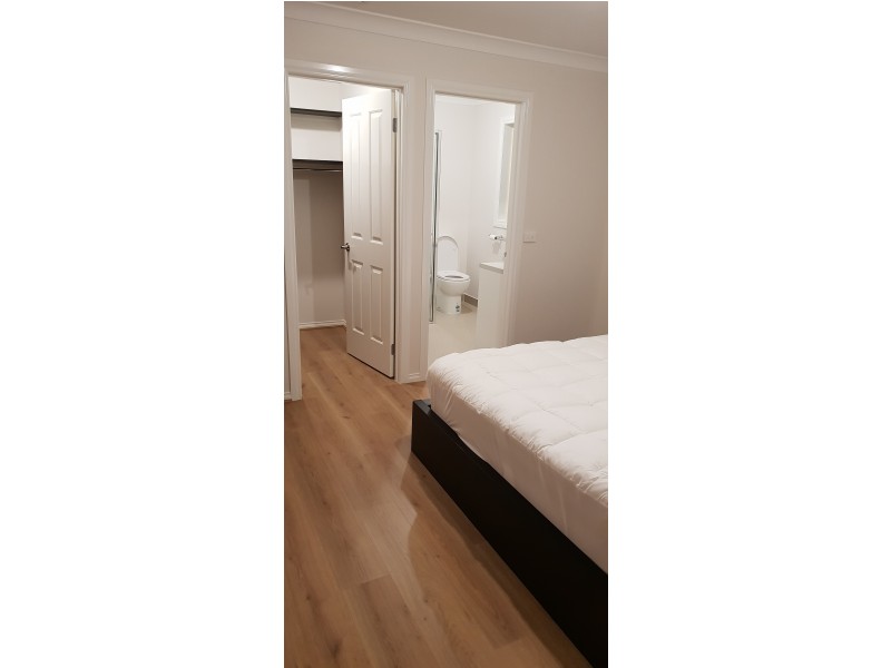 37 Songlark Crescent, Werribee VIC 3030