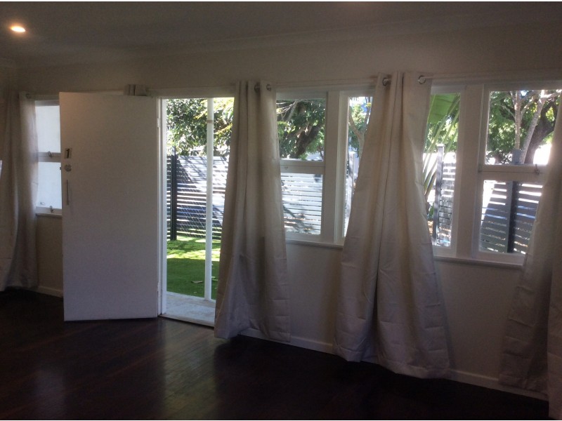 1/293 Ekibin Road East, Tarragindi QLD 4121