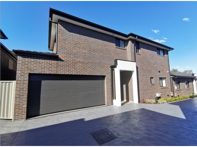 27 Cairns Street, Riverwood NSW 2210