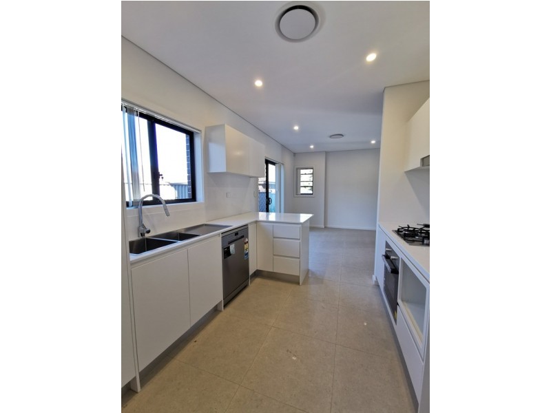 27 Cairns Street, Riverwood NSW 2210