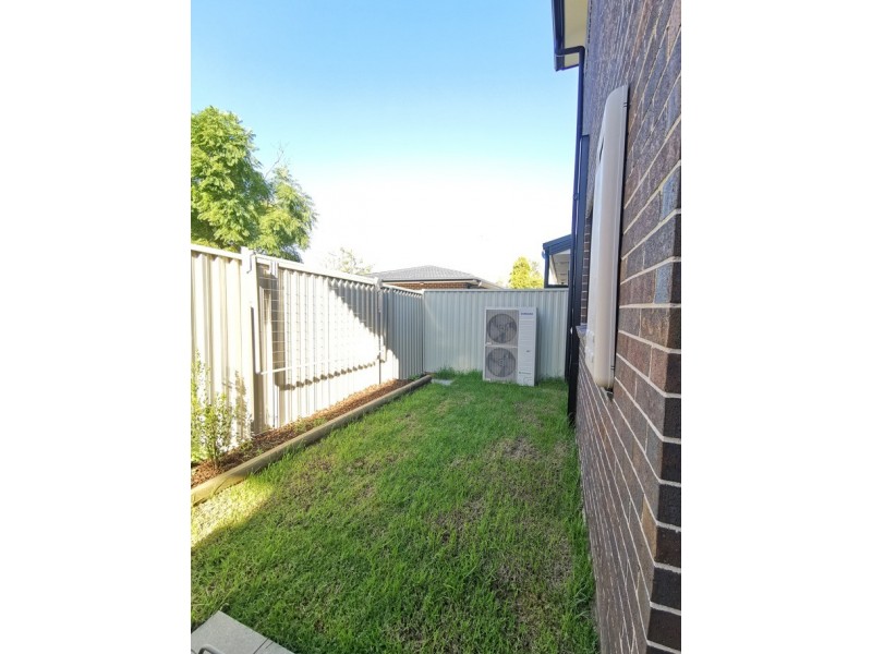 27 Cairns Street, Riverwood NSW 2210