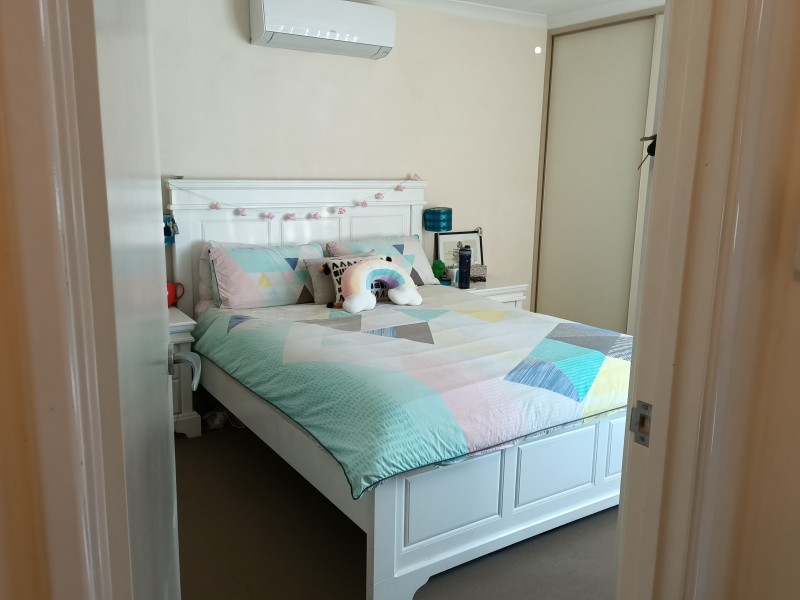 4 Debenham Street, Thornlie WA 6108