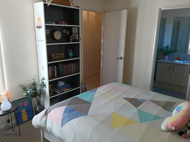 4 Debenham Street, Thornlie WA 6108