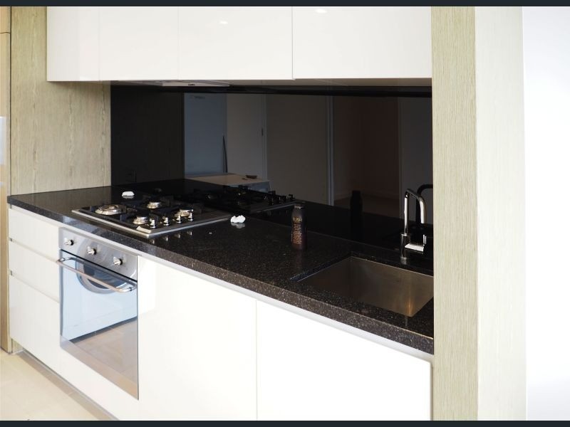 203/74 Queens Road, Melbourne VIC 3004