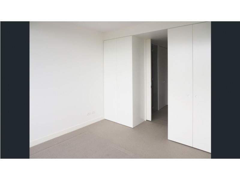 203/74 Queens Road, Melbourne VIC 3004