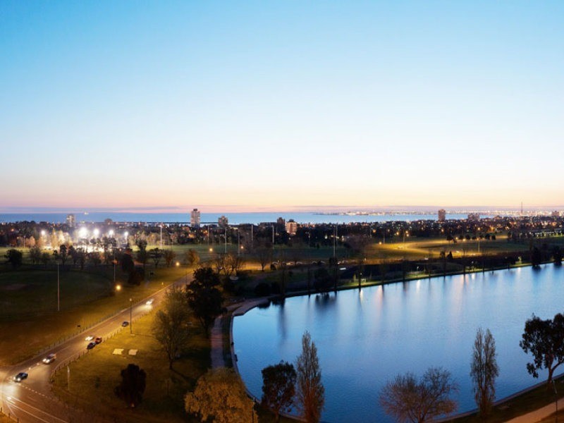 203/74 Queens Road, Melbourne VIC 3004