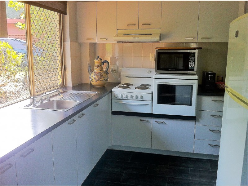 10 Lakeside Drive, Murwillumbah NSW 2484