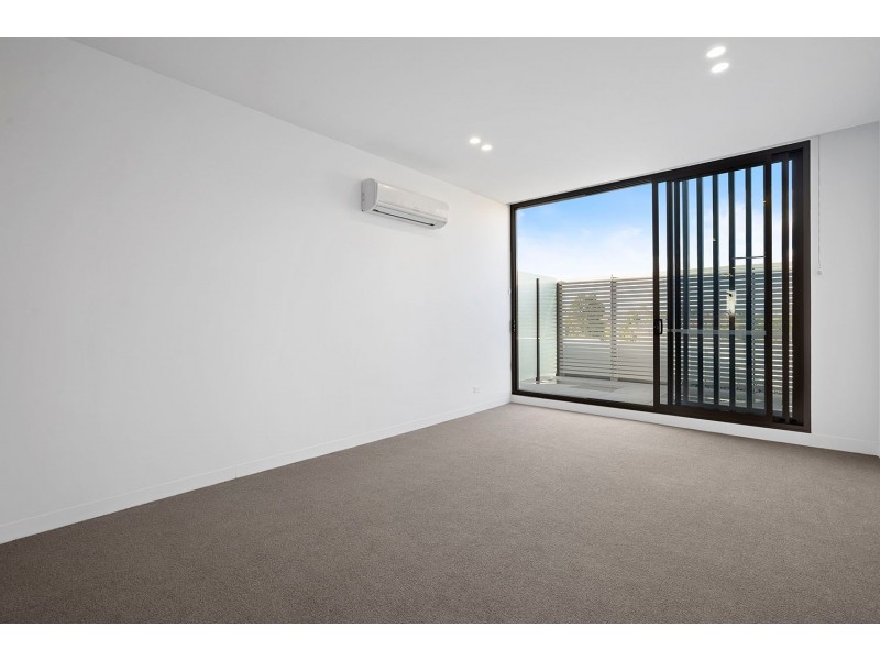 204/2 Graham Avenue, Mckinnon VIC 3204