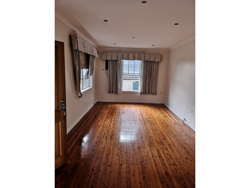 1 Alanas Avenue, Oatlands NSW 2117