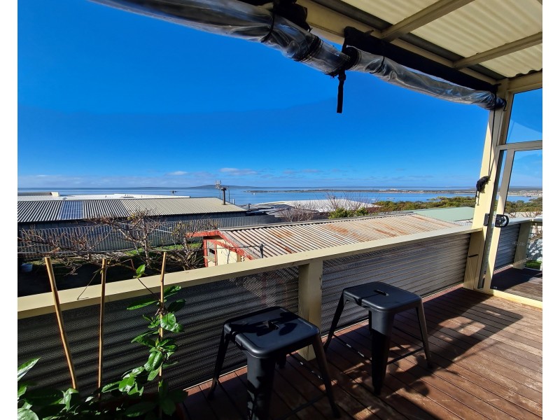 16 El Alamein Street, Port Lincoln SA 5606