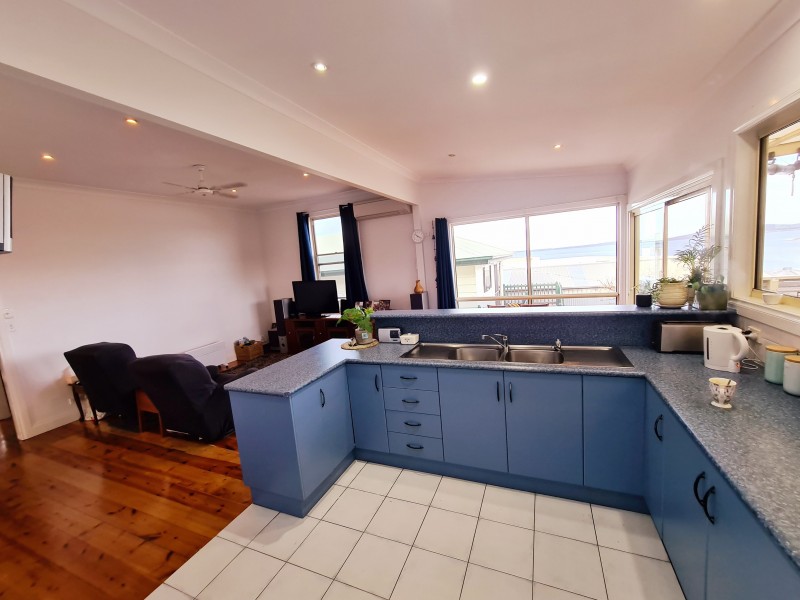 16 El Alamein Street, Port Lincoln SA 5606