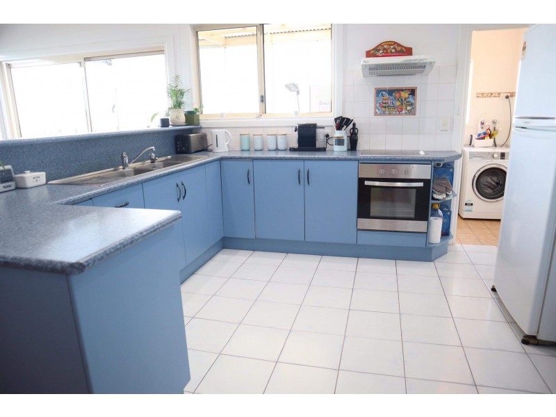 16 El Alamein Street, Port Lincoln SA 5606