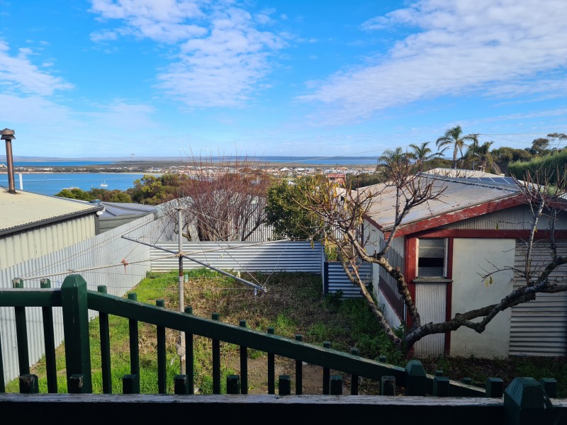 16 El Alamein Street, Port Lincoln SA 5606