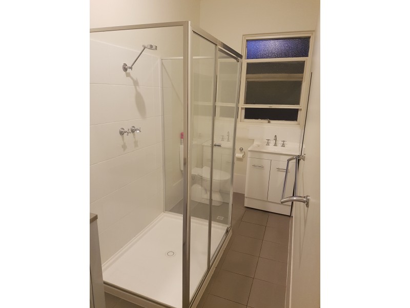 2/24 Hughes Avenue, Henley Beach SA 5022