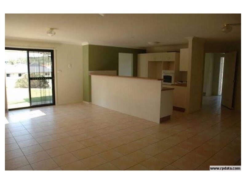 4 Achard Close, Boat Harbour NSW 2316