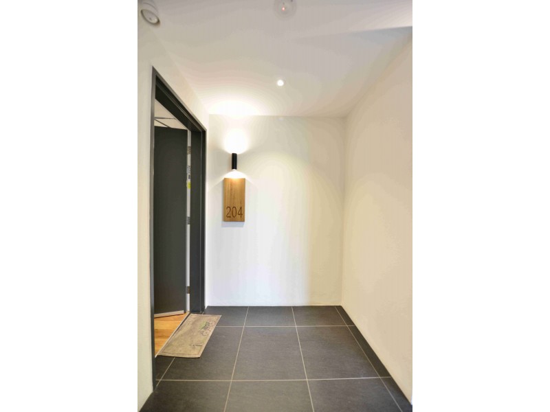 204/121 Clarence Road, Indooroopilly QLD 4068