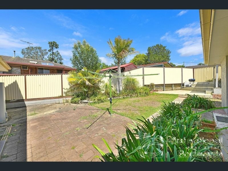 2 Ambleside Drive, Castle Hill NSW 2154