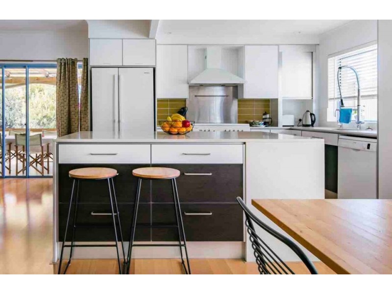 24 Albert Street, Semaphore SA 5019