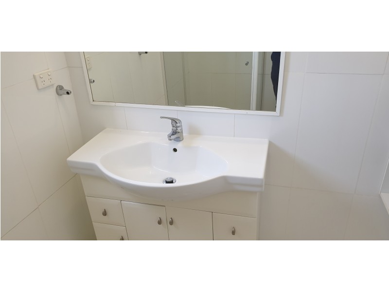 31 Wambool Street, Bulimba QLD 4171