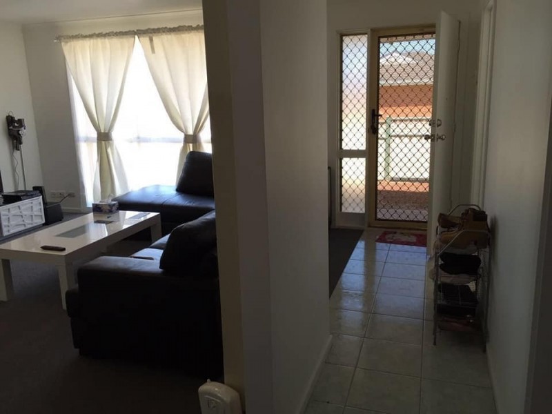 30/30 Deer Street, Deer Park VIC 3023