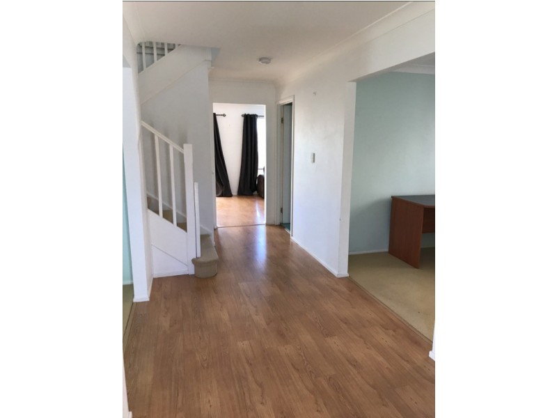 11 Hickory Street, Woonona NSW 2517