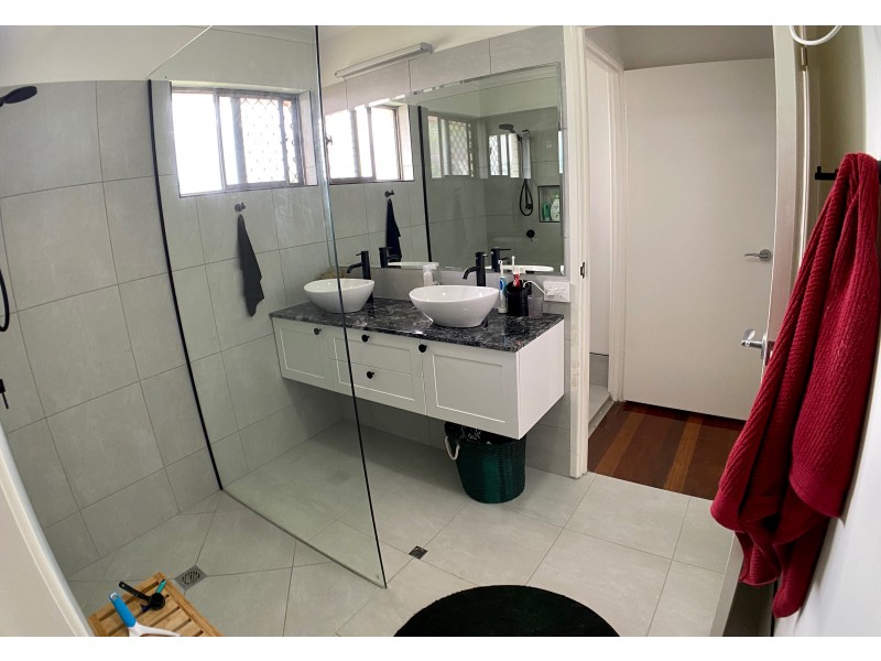 21 Moonbi Street, Scarness QLD 4655