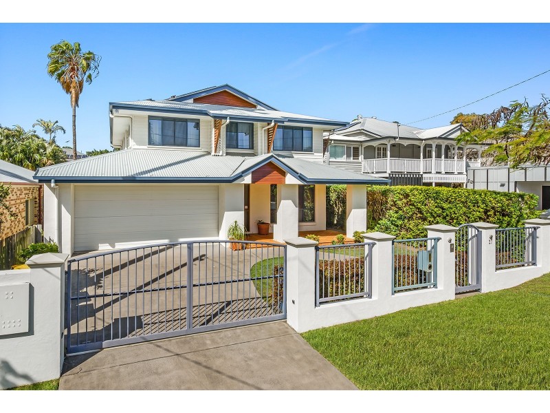 27 Doncaster Street, Hendra QLD 4011