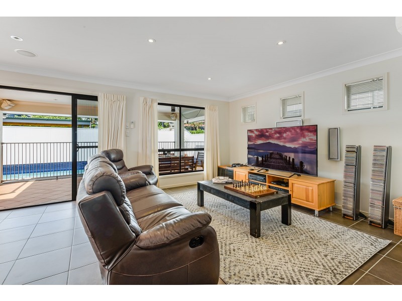 27 Doncaster Street, Hendra QLD 4011