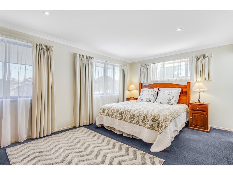 27 Doncaster Street, Hendra QLD 4011