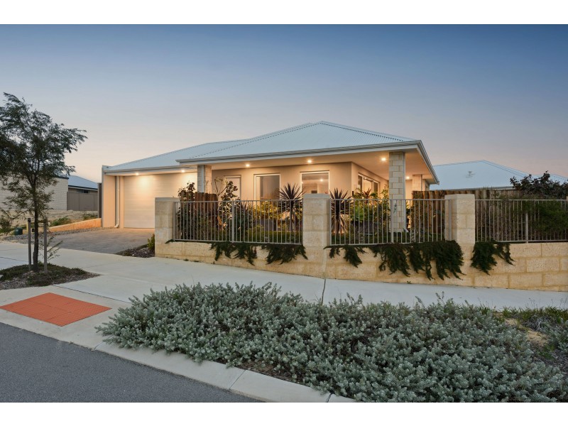 13 Capilano Avenue, Yanchep WA 6035