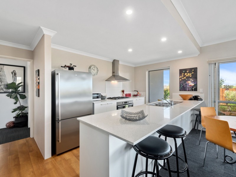 13 Capilano Avenue, Yanchep WA 6035