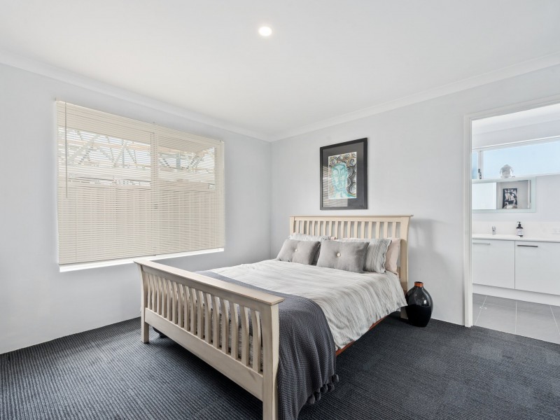 13 Capilano Avenue, Yanchep WA 6035