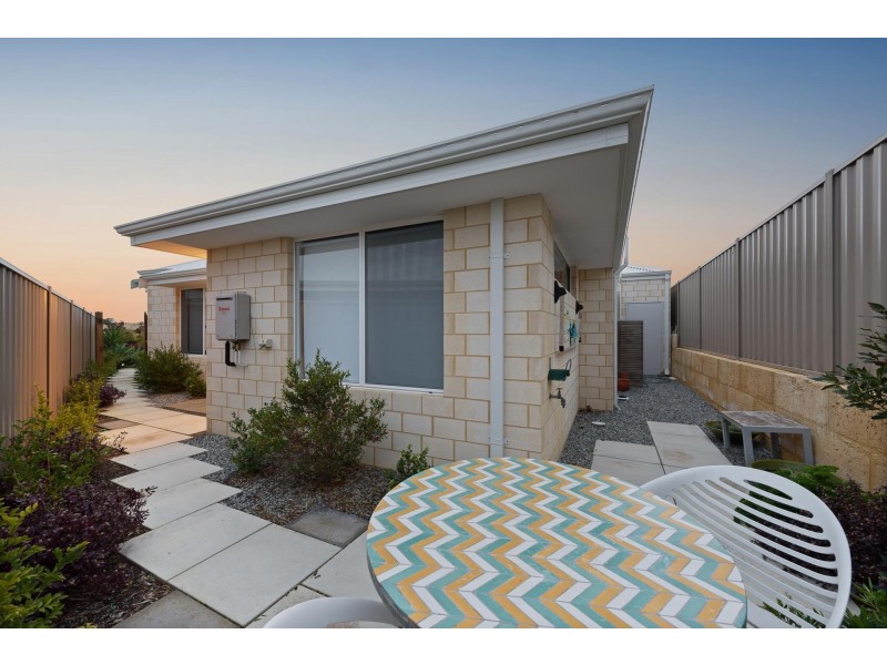 13 Capilano Avenue, Yanchep WA 6035