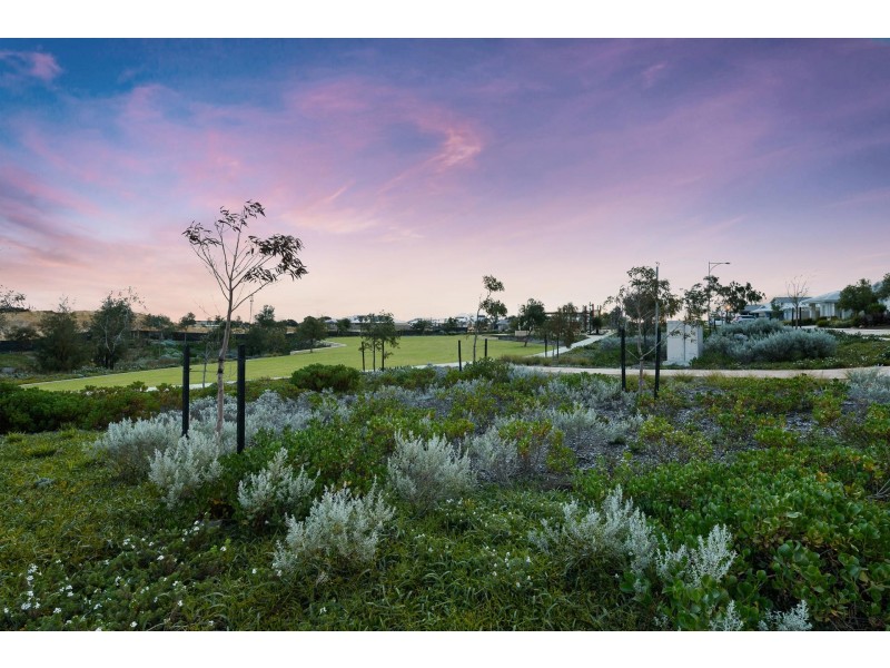 13 Capilano Avenue, Yanchep WA 6035