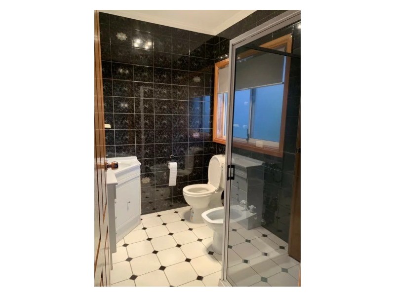 18 Jabez Crescent, Lenah Valley TAS 7008