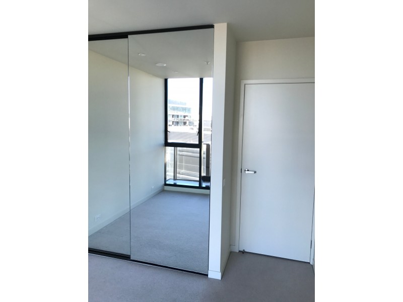 1708/8 Daly Street, South Yarra VIC 3141