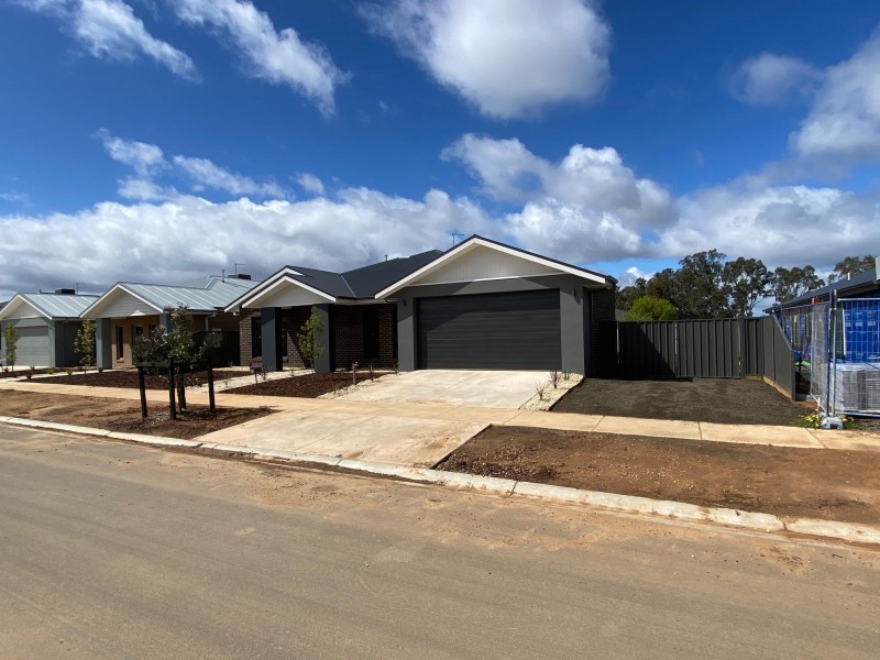 21 Lemnos Court, Strathfieldsaye VIC 3551