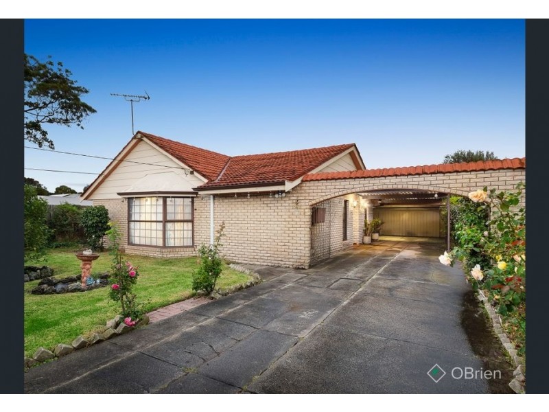 2 Larnook Crescent, Aspendale VIC 3195