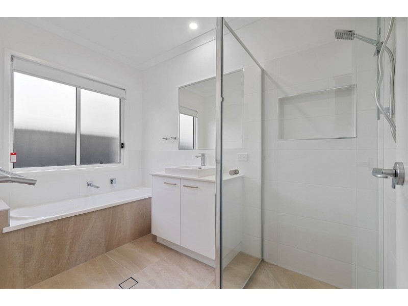 14 Xanadu Place, Mooloolah Valley QLD 4553